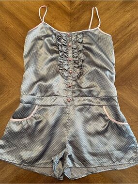 Merci Sleepwear Gray and Pink Polka Dot Romper, Size Medium, Ruffle Smock Pocket